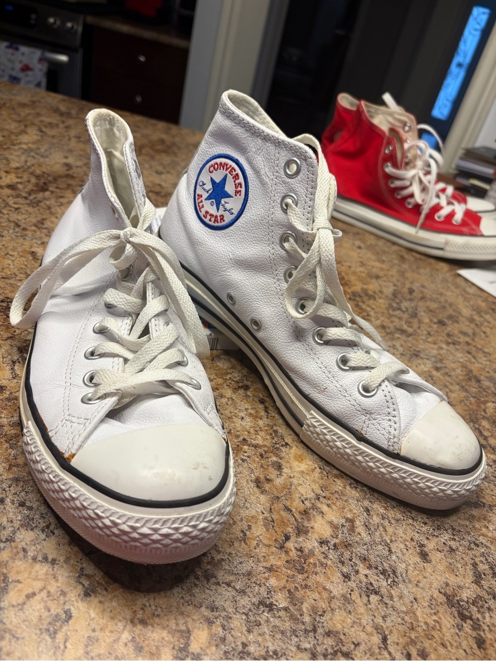 Converse Men's, All Star, Chuck Taylor’s, High Top Sneakers White Leather S 7.5